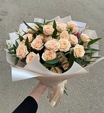 Букет Кремовые розы Латте в Буйнакске